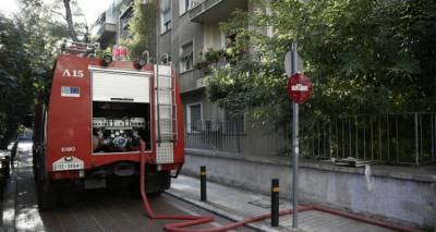 &Omicron;&iota;&kappa;&omicron;&gamma;&epsilon;&nu;&epsilon;&iota;&alpha;&kappa;ή &tau;&rho;&alpha;&gamma;&omega;&delta;ί&alpha; &sigma;&tau;&eta; &Nu;έ&alpha; &Sigma;&mu;ύ&rho;&nu;&eta;: Ά&nu;&delta;&rho;&alpha;&sigmaf; &kappa;&alpha;&iota; &tau;&alpha; &delta;ύ&omicron; &tau;&omicron;&upsilon; &pi;&alpha;&iota;&delta;&iota;ά &nu;&epsilon;&kappa;&rho;&omicron;ί &alpha;&pi;ό &pi;&upsilon;&rho;&kappa;&alpha;&gamma;&iota;ά