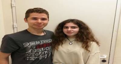 &Sigma;&tau;&eta; &Beta;&omicron;&upsilon;&lambda;ή &tau;&omega;&nu; &Epsilon;&phi;ή&beta;&omega;&nu; &tau;&omicron; &Gamma;&epsilon;&nu;&iota;&kappa;ό &Lambda;ύ&kappa;&epsilon;&iota;&omicron; &Mu;&omicron;ύ&delta;&rho;&omicron;&upsilon;