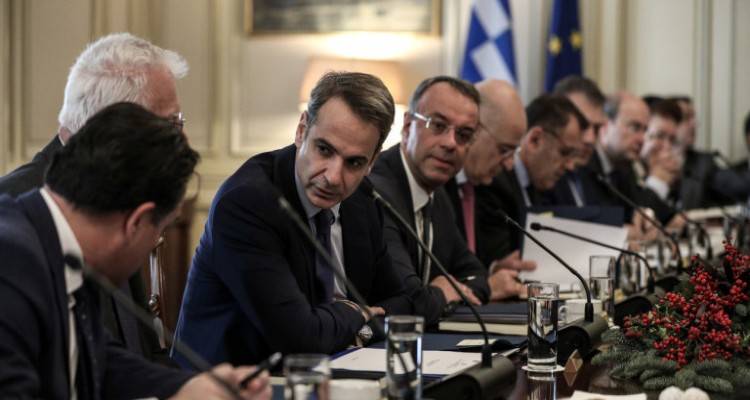 Συνεδριάζει το υπουργικό συμβούλιο | Βροχή από νομοσχέδια