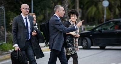 &laquo;&Kappa;ό&kappa;&kappa;&iota;&nu;&omicron; &pi;&alpha;&nu;ί&raquo; &gamma;&iota;&alpha; &tau;&omicron;&upsilon;&sigmaf; &delta;&alpha;&nu;&epsilon;&iota;&sigma;&tau;έ&sigmaf; &tau;&alpha; &kappa;&rho;&upsilon;&mu;&mu;έ&nu;&alpha; &laquo;&kappa;ά&tau;&omega; &alpha;&pi;ό &tau;&omicron; &chi;&alpha;&lambda;ί&raquo; &alpha;&nu;&alpha;&delta;&rho;&omicron;&mu;&iota;&kappa;ά &alpha;&pi;ό &tau;&iota;&sigmaf; &delta;&iota;&kappa;&alpha;&sigma;&tau;&iota;&kappa;έ&sigmaf; &alpha;&pi;&omicron;&phi;ά&sigma;&epsilon;&iota;&sigmaf;