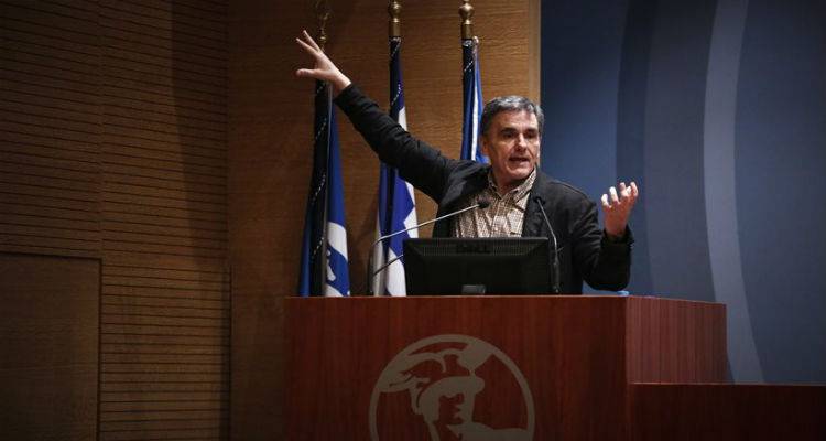 &Eta; &pi;&omicron;&lambda;&iota;&tau;&iota;&kappa;ή &alpha;&sigma;&tau;ά&theta;&epsilon;&iota;&alpha; &tau;&rho;&omicron;&mu;ά&zeta;&epsilon;&iota; &tau;&omicron;&upsilon;&sigmaf; &epsilon;&pi;&epsilon;&nu;&delta;&upsilon;&tau;έ&sigmaf;: &Tau;&iota; &epsilon;ί&pi;&alpha;&nu; &sigma;&tau;&omicron;&nu; &Tau;&sigma;&alpha;&kappa;&alpha;&lambda;ώ&tau;&omicron;