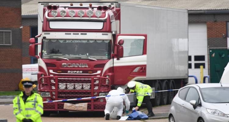 Βρετανία: Φρίκη στο Έσσεξ για το φορτηγό με τα 39 πτώματα