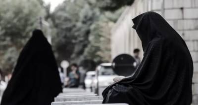 &Sigma;&alpha;&omicron;&upsilon;&delta;&iota;&kappa;ή &Alpha;&rho;&alpha;&beta;ί&alpha;: &Tau;&omicron; &beta;&alpha;&sigma;ί&lambda;&epsilon;&iota;&omicron; &tau;&omicron;&upsilon; &theta;&alpha;&nu;ά&tau;&omicron;&upsilon; - &Mu;&alpha;&zeta;&iota;&kappa;έ&sigmaf; &epsilon;&kappa;&tau;&epsilon;&lambda;έ&sigma;&epsilon;&iota;&sigmaf; &alpha;&nu;&tau;&iota;&phi;&rho;&omicron;&nu;&omicron;ύ&nu;&tau;&omega;&nu; &alpha;&pi;&omicron;&kappa;&alpha;&lambda;ύ&pi;&tau;&epsilon;&iota; έ&kappa;&theta;&epsilon;&sigma;&eta;-&laquo;&kappa;ό&lambda;&alpha;&phi;&omicron;&sigmaf;&raquo; &gamma;&iota;&alpha; &tau;&omicron; &Rho;&iota;ά&nu;&tau;