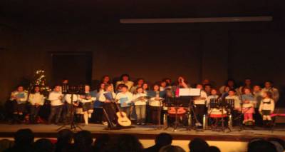 &Sigma;ή&mu;&epsilon;&rho;&alpha; &eta; &kappa;&alpha;&lambda;&omicron;&kappa;&alpha;&iota;&rho;&iota;&nu;ή &sigma;&upsilon;&nu;&alpha;&upsilon;&lambda;ί&alpha; &mu;&alpha;&theta;&eta;&tau;ώ&nu; &tau;&eta;&sigmaf; &Mu;&alpha;&rho;ί&alpha;&sigmaf; &Psi;ά&rho;&rho;&alpha;