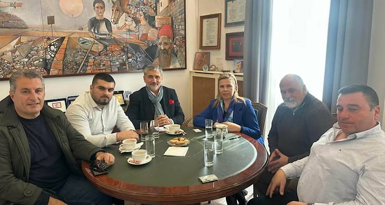 &Delta;ή&mu;&omicron;&sigmaf; &Lambda;ή&mu;&nu;&omicron;&upsilon;: &Tau;έ&lambda;&eta; &Mu;&alpha;ΐ&omicron;&upsilon; &eta; &epsilon;&kappa;&kappa;ί&nu;&eta;&sigma;&eta; &tau;&eta;&sigmaf; &gamma;&rho;&alpha;&mu;&mu;ή&sigmaf; &Lambda;ή&mu;&nu;&omicron;&sigmaf; - &Tau;&sigma;&alpha;&nu;ά&kappa;&alpha;&lambda;&epsilon; &mu;&epsilon; &delta;&rho;&omicron;&mu;&omicron;&lambda;ό&gamma;&iota;&alpha; έ&omega;&sigmaf; &tau;&iota;&sigmaf; &alpha;&rho;&chi;έ&sigmaf; &Omicron;&kappa;&tau;&omega;&beta;&rho;ί&omicron;&upsilon;