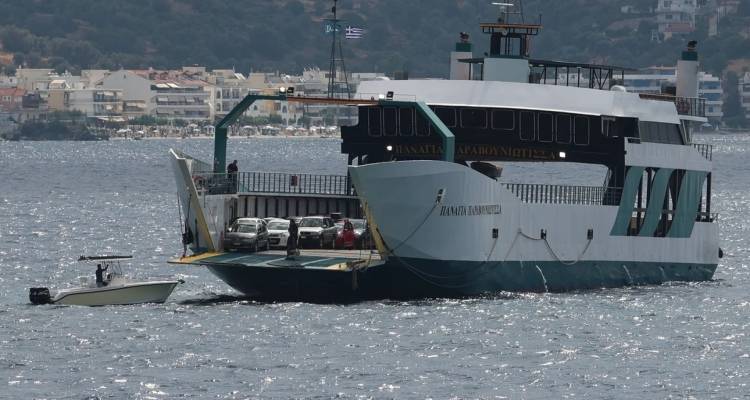 Νέα Στύρα: Υπό κράτηση ο καπετάνιος του φέρι μποτ, για πρόκληση ναυαγίου από αμέλεια