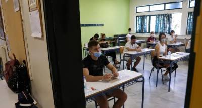 &Pi;&alpha;&nu;&epsilon;&lambda;&lambda;ή&nu;&iota;&epsilon;&sigmaf; 2021: &Sigma;&epsilon; &Alpha;&rho;&chi;&alpha;ί&alpha; &Epsilon;&lambda;&lambda;&eta;&nu;&iota;&kappa;ά, &Mu;&alpha;&theta;&eta;&mu;&alpha;&tau;&iota;&kappa;ά &kappa;&alpha;&iota; &Beta;&iota;&omicron;&lambda;&omicron;&gamma;ί&alpha; &epsilon;&xi;&epsilon;&tau;ά&zeta;&omicron;&nu;&tau;&alpha;&iota; &omicron;&iota; &upsilon;&pi;&omicron;&psi;ή&phi;&iota;&omicron;&iota;