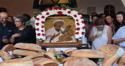 &Alpha;&nu;&omicron;ί&gamma;&epsilon;&iota; &omicron; &delta;&rho;ό&mu;&omicron;&sigmaf; &gamma;&iota;&alpha; &tau;&eta; &delta;&eta;&mu;&iota;&omicron;&upsilon;&rho;&gamma;ί&alpha; &mu;&omicron;&nu;&alpha;&sigma;&tau;&eta;&rho;&iota;&omicron;ύ &sigma;&tau;&eta; &Lambda;ή&mu;&nu;&omicron; (mp3)