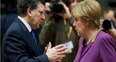 &Mu;&pi;&alpha;&rho;ό&zeta;&omicron;: &Pi;ώ&sigmaf; έ&pi;&epsilon;&iota;&sigma;&alpha; &tau;&omicron; &kappa;&alpha;&lambda;&omicron;&kappa;&alpha;ί&rho;&iota; &tau;&omicron;&upsilon; 2012 &tau;&eta; &Mu;έ&rho;&kappa;&epsilon;&lambda; &nu;&alpha; &kappa;&rho;&alpha;&tau;ή&sigma;&epsilon;&iota; &tau;&eta;&nu; &Epsilon;&lambda;&lambda;ά&delta;&alpha; &sigma;&tau;&omicron; &epsilon;&upsilon;&rho;ώ