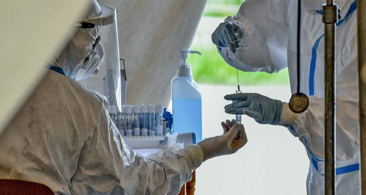 Κορωνοϊός: 33 νέα κρούσματα - Τα 15 «εισαγόμενα» - 11 στην Αττική