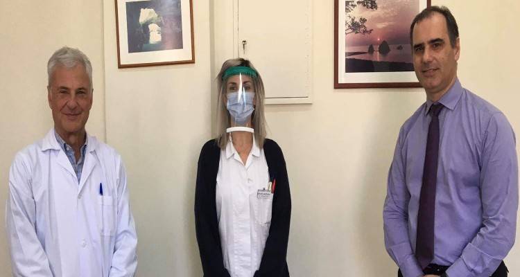 20 ασπίδες προστασίας προσώπου δώρισε στο Νοσοκομείο Λήμνου ο Ιατρικός Σύλλογος