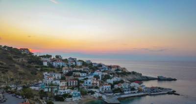 &Phi;&omega;&tau;&omicron;&gamma;&rho;&alpha;&phi;ί&alpha;: travelo.gr