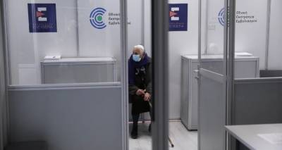 &Alpha;&nu;&omicron;ί&gamma;&epsilon;&iota; &tau;&eta;&nu; &Pi;&alpha;&rho;&alpha;&sigma;&kappa;&epsilon;&upsilon;ή &eta; &pi;&lambda;&alpha;&tau;&phi;ό&rho;&mu;&alpha; &gamma;&iota;&alpha; &tau;&omicron;&upsilon;&sigmaf; 70 έ&omega;&sigmaf; 74 | &Epsilon;&chi;&omicron;&upsilon;&nu; &epsilon;&mu;&beta;&omicron;&lambda;&iota;&alpha;&sigma;&tau;&epsilon;ί &pi;ά&nu;&omega; &alpha;&pi;ό 1,4 &epsilon;&kappa;&alpha;&tau;. ά&nu;&theta;&rho;&omega;&pi;&omicron;&iota;