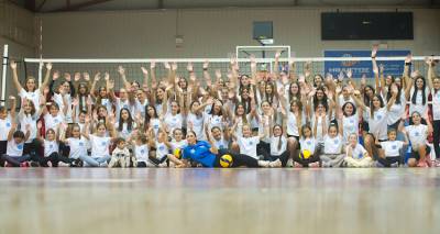 &Zeta;&omega;&nu;&tau;&alpha;&nu;ή &eta; &pi;&alpha;&rho;&alpha;&kappa;&alpha;&tau;&alpha;&theta;ή&kappa;&eta; &tau;&omicron;&upsilon; &Nu;ί&kappa;&omicron;&upsilon; &Sigma;&alpha;&mu;&alpha;&rho;ά | 90 &alpha;&theta;&lambda;&eta;&tau;έ&sigmaf; &kappa;&alpha;&iota; 7 &tau;&mu;ή&mu;&alpha;&tau;&alpha; &sigma;&tau;&omicron;&nu; &laquo;&Alpha;&Epsilon;&Tau;&Omicron;&raquo; (photos)