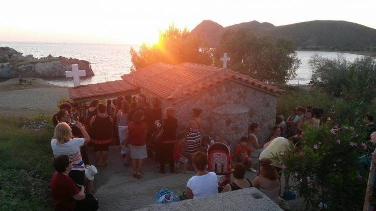 &Omicron; &epsilon;&omicron;&rho;&tau;&alpha;&sigma;&mu;ό&sigmaf; &tau;&omicron;&upsilon; &Alpha;&gamma;ί&omicron;&upsilon; &Phi;&alpha;&nu;&omicron;&upsilon;&rho;ί&omicron;&upsilon; &sigma;&tau;&eta; &Lambda;ή&mu;&nu;&omicron; (photos)