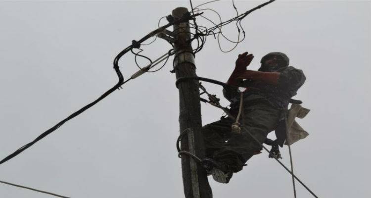 Διακοπή ρεύματος στο κάμπινγκ και το αντλιοστάσιο του Κέρους