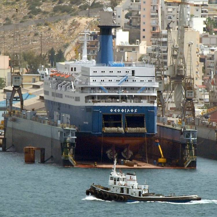 &Chi;&alpha;&nu;&tau;&zeta;&eta;&delta;&iota;&alpha;&mu;&alpha;&nu;&tau;ή&sigmaf; &pi;&rho;&omicron;&sigmaf; &Mu;&omicron;&upsilon;&sigma;&omicron;&upsilon;&rho;&omicron;ύ&lambda;&eta;: &laquo;&Tau;&omicron; ό&nu;&omicron;&mu;&alpha; &kappa;&alpha;&iota; &eta; &theta;&eta;&tau;&epsilon;ί&alpha; &sigma;&alpha;&sigmaf; &theta;&alpha; &sigma;&upsilon;&nu;&delta;&epsilon;&theta;&epsilon;ί &mu;&epsilon; &tau;&eta;&nu; &upsilon;&pi;&omicron;&beta;ά&theta;&mu;&iota;&sigma;&eta; &tau;&eta;&sigmaf; &zeta;&omega;ή&sigmaf; &sigma;&tau;&alpha; &alpha;&kappa;&rho;&iota;&tau;&iota;&kappa;ά &nu;&eta;&sigma;&iota;ά&raquo;