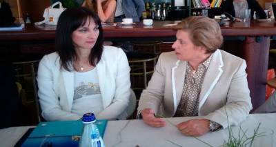 &Sigma;&upsilon;&nu;ά&nu;&tau;&eta;&sigma;&eta; &Kappa;&alpha;&lambda;&omicron;&gamma;ή&rho;&omicron;&upsilon; - &Kappa;&omicron;&upsilon;&nu;&tau;&omicron;&upsilon;&rho;ά