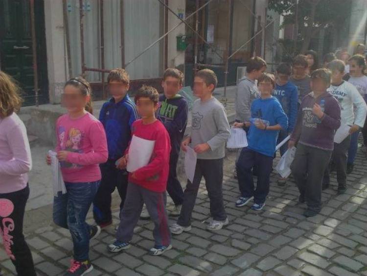 &Epsilon;&kappa;&pi;&alpha;&iota;&delta;&epsilon;&upsilon;&tau;&iota;&kappa;ή &omicron;&mu;&iota;&lambda;ί&alpha; &gamma;&iota;&alpha; &tau;&eta; &sigma;&omega;&sigma;&tau;ή &delta;&iota;&alpha;&tau;&rho;&omicron;&phi;ή &sigma;&epsilon; &mu;&alpha;&theta;&eta;&tau;έ&sigmaf; &tau;&omicron;&upsilon; 2&omicron;&upsilon; &Delta;&eta;&mu;&omicron;&tau;&iota;&kappa;&omicron;ύ &Sigma;&chi;&omicron;&lambda;&epsilon;ί&omicron;&upsilon; &Mu;ύ&rho;&iota;&nu;&alpha;&sigmaf;