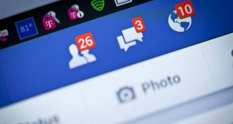 &Iota;ό&sigmaf; &laquo;&chi;&tau;ύ&pi;&eta;&sigma;&epsilon;&raquo; &pi;&rho;&omicron;&phi;ί&lambda; &Lambda;&eta;&mu;&nu;&iota;ώ&nu; &sigma;&tau;&omicron; Facebook