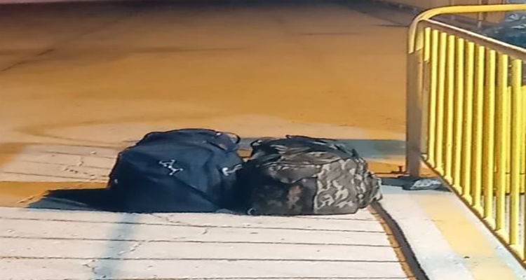 Διαμαρτυρία ταξιδιώτη: «Μια τα χαράματα με τις βαλίτσες στο χέρι στο λιμάνι της Μύρινας»