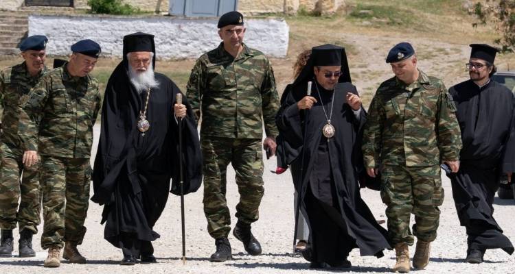 Έ&nu;&alpha;&sigmaf; &Iota;&nu;&delta;&iota;ά&nu;&omicron;&sigmaf; &Epsilon;&pi;ί&sigma;&kappa;&omicron;&pi;&omicron;&sigmaf; &sigma;&tau;&eta; &Lambda;ή&mu;&nu;&omicron;