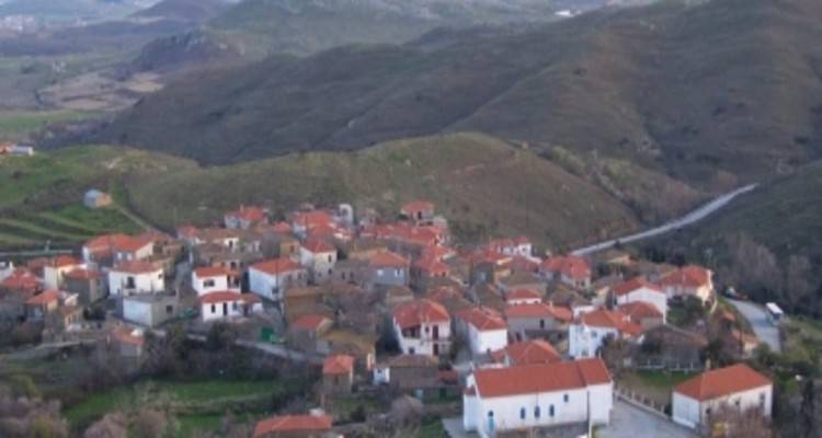 Δάφνη Λήμνου: Ο Πρόεδρος Δάφνης τοιχοκόλλησε τα μέτρα για την απαγόρευση κυκλοφορίας