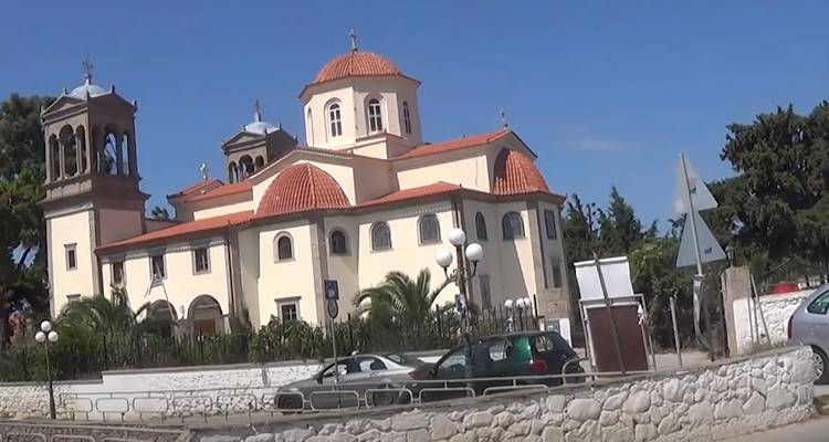 Κλειστός για λίγες ώρες ο χώρος στάθμευσης εντός της Αγίας Τριάδας
