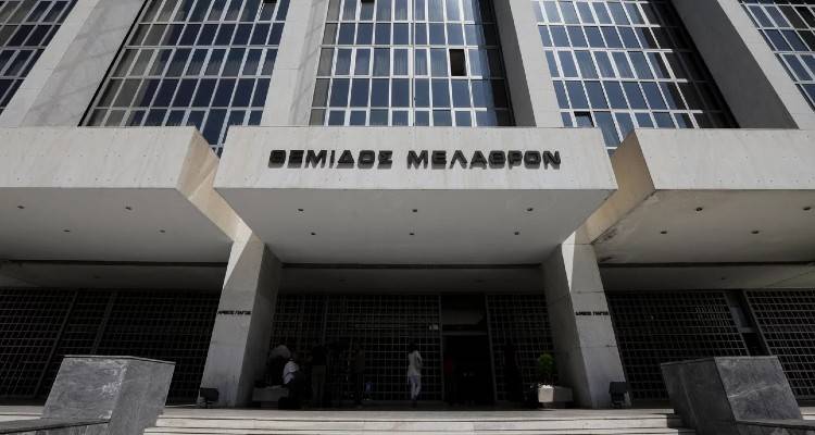 Παρέμβαση Αρείου Πάγου για τα πλαστά πιστοποιητικά εμβολιασμού | Η εντολή Πλιώτα στους εισαγγελείς