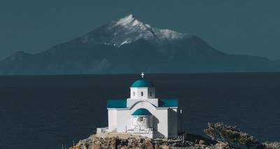 &Phi;&omega;&tau;ό: L&iacute;mnos From Above