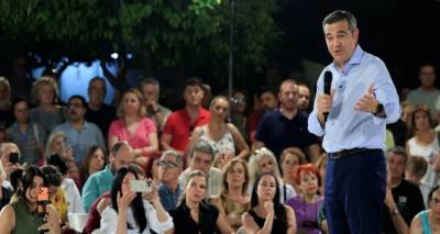 &Eta; &delta;&epsilon;ύ&tau;&epsilon;&rho;&eta; &theta;έ&sigma;&eta; &sigma;&tau;&iota;&sigmaf; &delta;&eta;&mu;&omicron;&sigma;&kappa;&omicron;&pi;ή&sigma;&epsilon;&iota;&sigmaf; &delta;ί&nu;&epsilon;&iota; &phi;&tau;&epsilon;&rho;ά &sigma;&tau;&omicron;&nu; &Tau;&sigma;ί&pi;&rho;&alpha; -&laquo;&Sigma;&epsilon; &lambda;ί&gamma;&omicron;&upsilon;&sigmaf; &mu;ή&nu;&epsilon;&sigmaf; &theta;&alpha; &gamma;ί&nu;&omicron;&upsilon;&mu;&epsilon; &kappa;&alpha;&iota; &kappa;&upsilon;&beta;έ&rho;&nu;&eta;&sigma;&eta;&raquo;, &epsilon;ί&pi;&epsilon; &alpha;&pi;ό &tau;&eta;&nu; &Kappa;&omicron;&kappa;&kappa;&iota;&nu;&iota;ά