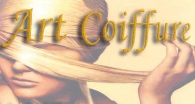 Art Coiffure &sigma;&tau;&eta; &Lambda;ή&mu;&nu;&omicron;: &Eta; &tau;έ&chi;&nu;&eta; &tau;&eta;&sigmaf; &kappa;&omicron;&mu;&mu;&omega;&tau;&iota;&kappa;ή&sigmaf; έ&chi;&epsilon;&iota; ό&nu;&omicron;&mu;&alpha;