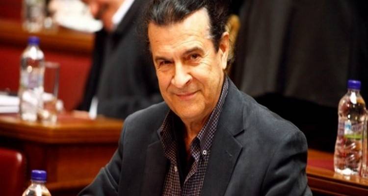 Δώστα όλα Κουράκη