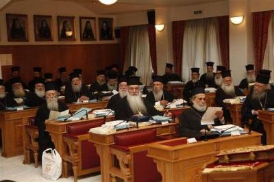 Ιερά Σύνοδος: Η Εκκλησία να ελέγχει τους καθηγητές των Θρησκευτικών