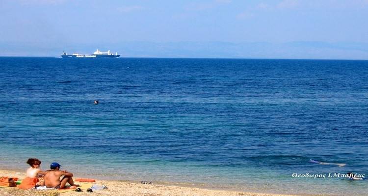 «Βομβαρδίζουν»... την Ελλάδα