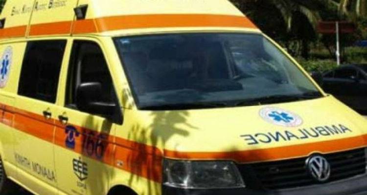 Σειρήνες ασθενοφόρου νωρίτερα στη Μύρινα