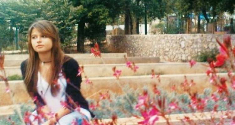 &Epsilon;&xi;&iota;&tau;ή&rho;&iota;&omicron; &mu;&epsilon;&tau;ά &alpha;&pi;ό &tau;&rho;ί&alpha; &chi;&rho;ό&nu;&iota;&alpha; &gamma;&iota;&alpha; &tau;&eta; &Mu;&upsilon;&rho;&tau;ώ