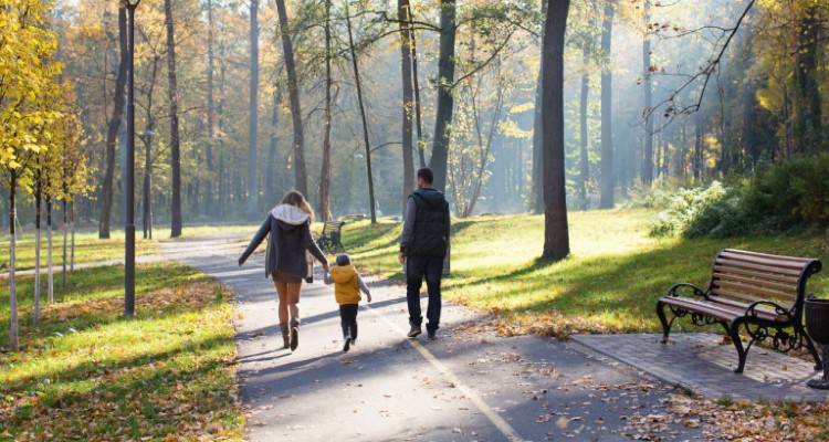 Πακέτο μέτρων για την οικογένεια: Γονική άδεια για πατεράδες, οι νταντάδες της γειτονιάς, 2η ευκαιρία για το επίδομα γέννησης