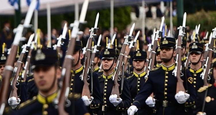 &Rho;&iota;&zeta;&iota;&kappa;έ&sigmaf; &alpha;&lambda;&lambda;&alpha;&gamma;έ&sigmaf; &sigma;&tau;&iota;&sigmaf; Έ&nu;&omicron;&pi;&lambda;&epsilon;&sigmaf; &Delta;&upsilon;&nu;ά&mu;&epsilon;&iota;&sigmaf; &mu;&epsilon; &tau;&eta;&nu; &laquo;&Alpha;&tau;&zeta;έ&nu;&tau;&alpha; 2030&raquo; | &Alpha;&upsilon;&xi;ή&sigma;&epsilon;&iota;&sigmaf;, &kappa;&alpha;&tau;&alpha;&sigma;&kappa;&epsilon;&upsilon;ή &nu;έ&omega;&nu; &kappa;&alpha;&tau;&omicron;&iota;&kappa;&iota;ώ&nu; [&pi;&alpha;&rho;&alpha;&delta;&epsilon;ί&gamma;&mu;&alpha;&tau;&alpha;]