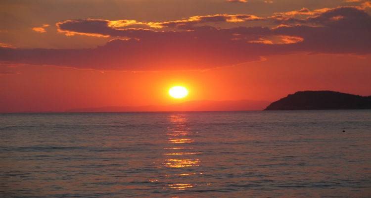 &Eta; &Lambda;ή&mu;&nu;&omicron;&sigmaf; &upsilon;&pi;&omicron;&psi;ή&phi;&iota;&alpha; &omega;&sigmaf; &tau;&omicron; &omicron;&mu;&omicron;&rho;&phi;ό&tau;&epsilon;&rho;&omicron; &nu;&eta;&sigma;ί &tau;&eta;&sigmaf; &Epsilon;&lambda;&lambda;ά&delta;&alpha;&sigmaf; | &Xi;&epsilon;&kappa;ί&nu;&eta;&sigma;&epsilon; &kappa;&alpha;&iota; &phi;έ&tau;&omicron;&sigmaf; &eta; online &psi;&eta;&phi;&omicron;&phi;&omicron;&rho;ί&alpha; &tau;&omicron;&upsilon; meteo-news