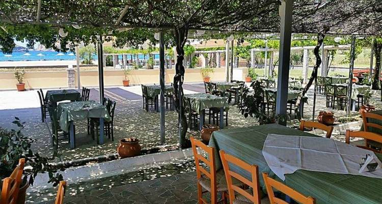 Μεσημέρι 15αυγουστου πάμε «Γιαννάκαρο» στο Θάνος