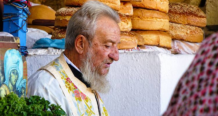 &Eta; &Mu;&eta;&tau;&rho;ό&pi;&omicron;&lambda;&eta; &Lambda;ή&mu;&nu;&omicron;&upsilon; &gamma;&iota;&alpha; &tau;&eta;&nu; &epsilon;&kappa;&delta;&eta;&mu;ί&alpha; &tau;&omicron;&upsilon; &pi;. &Eta;&lambda;ί&alpha; &Lambda;&alpha;&sigma;&pi;&alpha;&tau;&zeta;ά&kappa;&eta;