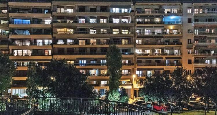 &Lambda;&omicron;&gamma;&alpha;&rho;&iota;&alpha;&sigma;&mu;&omicron;ί &rho;&epsilon;ύ&mu;&alpha;&tau;&omicron;&sigmaf; &gamma;&iota;&alpha; &tau;&omicron;&nu; &Alpha;ύ&gamma;&omicron;&upsilon;&sigma;&tau;&omicron;: &Kappa;ά&tau;&omega; &alpha;&pi;ό &tau;&alpha; 15 &lambda;&epsilon;&pi;&tau;ά/kWh &eta; &tau;&epsilon;&lambda;&iota;&kappa;ή &tau;&iota;&mu;ή, &mu;&epsilon;&tau;ά &tau;&eta;&nu; &epsilon;&pi;&iota;&delta;ό&tau;&eta;&sigma;&eta;