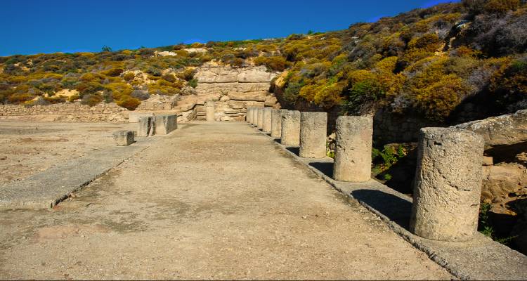 &Eta; &Lambda;ή&mu;&nu;&omicron;&sigmaf; &tau;&eta;&sigmaf; &pi;&rho;&omicron;ϊ&sigma;&tau;&omicron;&rho;ί&alpha;&sigmaf; &kappa;&alpha;&iota; &tau;&eta;&sigmaf; &iota;&sigma;&tau;&omicron;&rho;ί&alpha;&sigmaf;