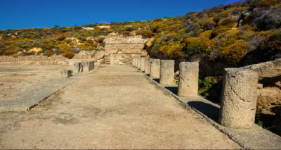&Eta; &Lambda;ή&mu;&nu;&omicron;&sigmaf; &tau;&eta;&sigmaf; &pi;&rho;&omicron;ϊ&sigma;&tau;&omicron;&rho;ί&alpha;&sigmaf; &kappa;&alpha;&iota; &tau;&eta;&sigmaf; &iota;&sigma;&tau;&omicron;&rho;ί&alpha;&sigmaf;