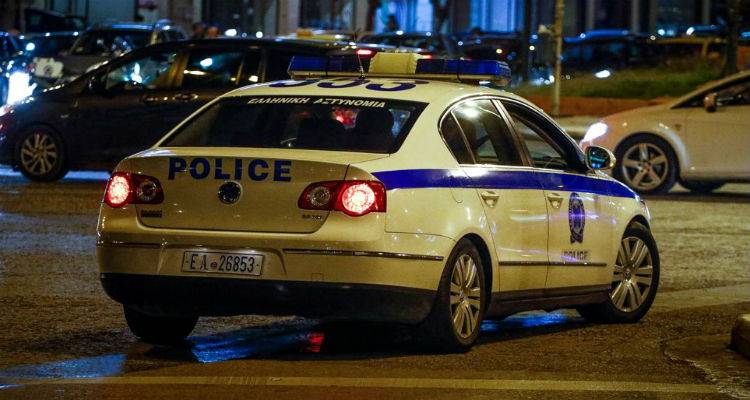 Έ&gamma;&kappa;&lambda;&eta;&mu;&alpha; &sigma;&tau;&eta; &Nu;έ&alpha; &Sigma;&mu;ύ&rho;&nu;&eta;: 38&chi;&rho;&omicron;&nu;&omicron;&sigmaf; &sigma;&kappa;ό&tau;&omega;&sigma;&epsilon; &tau;&eta;&nu; 64&chi;&rho;&omicron;&nu;&eta; &mu;&eta;&tau;έ&rho;&alpha; &tau;&omicron;&upsilon;