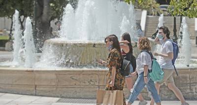 &Kappa;&omicron;&rho;&omega;&nu;&omicron;ϊό&sigmaf;: &Sigma;&tau;&alpha; 633 &tau;&alpha; &nu;έ&alpha; &kappa;&rho;&omicron;ύ&sigma;&mu;&alpha;&tau;&alpha; - 196 &omicron;&iota; &delta;&iota;&alpha;&sigma;&omega;&lambda;&eta;&nu;&omega;&mu;έ&nu;&omicron;&iota;, 11 &theta;ά&nu;&alpha;&tau;&omicron;&iota;