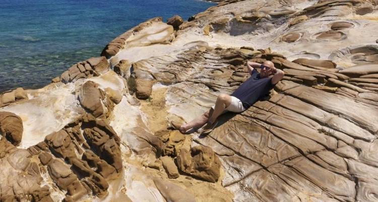 Ά&rho;&eta;&sigmaf; &Sigma;&phi;&alpha;&kappa;&iota;&alpha;&nu;ά&kappa;&eta;&sigmaf;: &laquo;&Eta; &Lambda;ή&mu;&nu;&omicron;&sigmaf; &mu;&epsilon; &pi;&alpha;&rho;έ&sigma;&upsilon;&rho;&epsilon; &mu;&epsilon; &tau;&alpha; &alpha;&lambda;&lambda;ό&kappa;&omicron;&tau;&alpha; &tau;&omicron;&pi;ί&alpha; &tau;&eta;&sigmaf; &alpha;&pi;ό &tau;&eta;&nu; &pi;&rho;ώ&tau;&eta; &sigma;&tau;&iota;&gamma;&mu;ή&raquo;