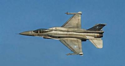 &Sigma;&upsilon;&nu;&epsilon;&tau;&rho;ί&beta;&eta; F-16 &beta;ό&rho;&epsilon;&iota;&alpha; &tau;&eta;&sigmaf; &Gamma;&alpha;ύ&delta;&omicron;&upsilon; | &Lambda;&eta;&mu;&nu;&iota;ό&sigmaf; &omicron; έ&nu;&alpha;&sigmaf; &alpha;&pi;ό &tau;&omicron;&upsilon;&sigmaf; &delta;ύ&omicron; &pi;&iota;&lambda;ό&tau;&omicron;&upsilon;&sigmaf;