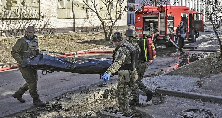 &Pi;ό&lambda;&epsilon;&mu;&omicron;&sigmaf; &sigma;&tau;&eta;&nu; &Omicron;&upsilon;&kappa;&rho;&alpha;&nu;ί&alpha;: &Alpha;&pi;&omicron;&lambda;&omicron;&gamma;&iota;&sigma;&mu;ό&sigmaf; &phi;&rho;ί&kappa;&eta;&sigmaf; &mu;&epsilon; &pi;ά&nu;&omega; &alpha;&pi;ό 1.100 ά&mu;&alpha;&chi;&omicron;&upsilon;&sigmaf; &nu;&epsilon;&kappa;&rho;&omicron;ύ&sigmaf; &epsilon;&kappa; &tau;&omega;&nu; &omicron;&pi;&omicron;ί&omega;&nu; 99 &pi;&alpha;&iota;&delta;&iota;ά